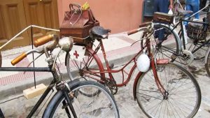 imagen de bicicleta antigua